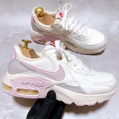 新品定価（参考） ¥12,100 NIKE AIR MAX EXCEE 23.5cm