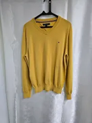 Tommy Hilfiger トミーヒルフィガー 黄色 Vネック ニット (1683)