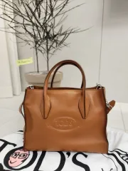 TOD'S レディース ショルダーバッグ＆トートバッグ