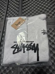 STUSSY BIG ロゴ フードジップアップ グレー 新品