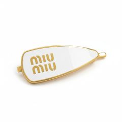 現行モデル 美品 MIUMIU ロゴ ヘアピン バレッタ GP ホワイト - メルカリ
