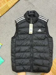 アディダス ダウンベスト