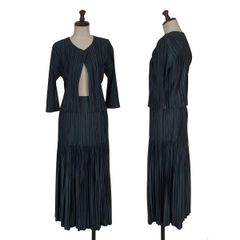 極美品✨PLEATS PLEASE プリーツプリーズ ロングジレ 水色 - メルカリ