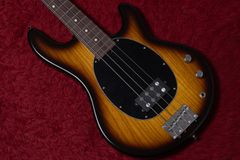 Item thumbnail for item 5db20614-97f8-4f40-b016-6a80645edf23