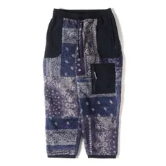【美品】NEIGHBORHOOD ネイバーフッド パンツ ネイビー 紺 サイズ:L | 23AW バンダナパッチワーク柄 フリースパンツ(BANDANA PATTERN FLEECE PANTS) | ボトムス ズボン【メンズ】【中古】のサムネイル