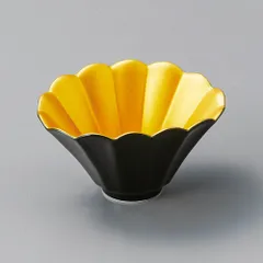 黒釉菊型内ゴールド強化 ３.８寸小鉢