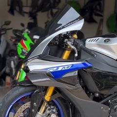YZF-R1純正カーボンウイングレット - メルカリ