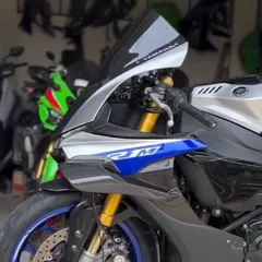 2026年最新】yzf r1 カウルの人気アイテム - メルカリ