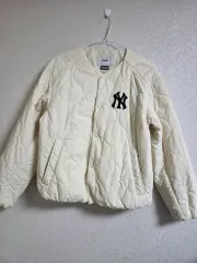 MLB NEW YORK YANKEES キルティング ジャケット アイボリー