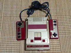 本体・ケーブルのみ ニンテンドークラシックミニ ファミリーコンピュータ 週刊少年ジャンプ創刊50周年記念バージョン