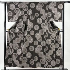 Item thumbnail for item f5095190-21a5-4acf-bce5-dd59265d585b