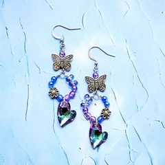 蝶　ハート　花　パープル　ガラスビーズ　ビーズ　ピアス　イヤリング　ファルファーレ　グラデーション　紫
