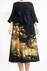 着物リメイク ワンピース黒留袖 正絹 花車 鶴 金