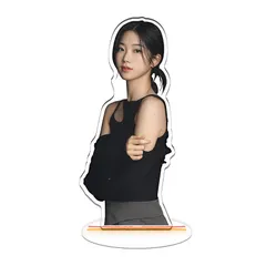 LE SSERAFIMクリルスタンド KPOP　約20cm 中村一葉