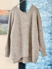 S【超美品 | GU / ジーユー 】やわらか Vネック ニットセーター ライトグレー 青味より 長袖 秋冬 T597