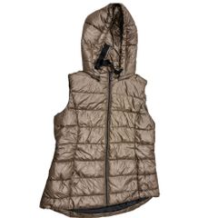 Item thumbnail for item 0c3d4386-b4e4-4b2d-8bbd-9ec2bd8101c2