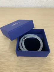 ●2 Swarovski ラメ入りホワイトブレスレット 2連ブレス　箱付き【アクセサリー】【1】