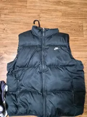 ナイキ サーマフィット ブラック ダウン ベスト 2xl