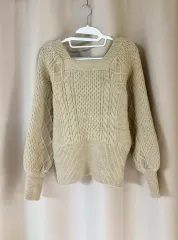 ケーブルニット スクエアネック 長袖セーター