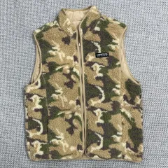 コンシャス リバーシブル BoA フリース ベスト / カモ ベージュ