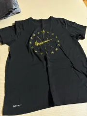 ナイキ DRI-FIT 黒 半袖Tシャツ