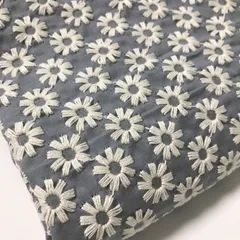縦100cm×横95cm 刺繍生地