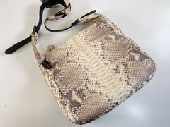 伊太利屋 ヘビ革 ベージュ セミショルダーバッグ パイソン JRA - メルカリ