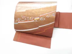 【一輝堂】九寸名古屋帯 お太鼓柄 金糸 唐草紋様 美品 26b02-128