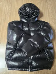 ZARA U 光沢 ブラック フード ダウン L 出品