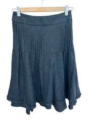 【タグ付き美品】TO BE CHIC  トゥービーシック　アンゴラカシミヤ入り　プリーツ　フレアスカート　チャコールグレー　レディース　サイズ38 M相当【Z1759】