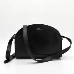 アーペーセー ロゴ ハーフムーン レザー ショルダーバッグ ブラック