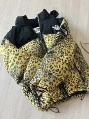 THE NORTH FACE ザノースフェイス レオパード Nuptse(ヌプシ) ダウン XL(105)