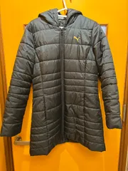 【G5-44】◇ PUMA サイズM 中綿入りジャンパー　黒色　レディース