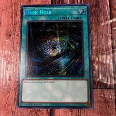 特価】遊戯王 英語版 ブラックホール シークレットレア 1st - メルカリ