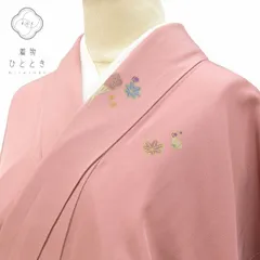 【中古】 小紋 リサイクル着物 身丈157.8cm 裄丈69.3cm 正絹 縮緬  M ちょっとふくよかL 紫色系 植物文様  上質 セミフォーマル 春 夏 秋 冬 仕立て上がり