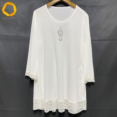 39,600円新品【伊太利屋】綺麗な薔薇にストーン袖シースルー