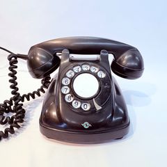 希少！黒電話 4号A 自動式電話機 4A 1976年式 - メルカリ