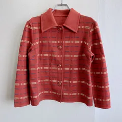 美品✨ インポートアンドセレクト Import&Select ニット ジャケット 襟付き レッド デザイン 総柄 レトロ 大人かわいい 上品コーデ 軽アウター 羽織り ショート丈 ボーダーのサムネイル