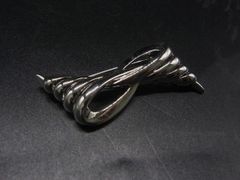 美品✨ティファニー リボン ノット ブローチ モチーフ シルバー 925