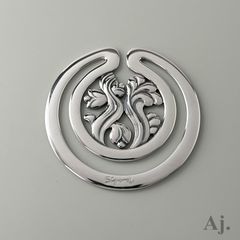 Item thumbnail for item 7c890ea5-903b-4132-8136-48a0ed783df6