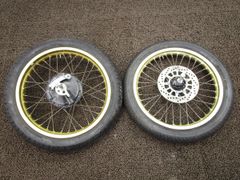 DT200R フロント リアホイールセット 18インチ □T636 ディスク