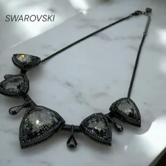 SWAROVSKI スワロフスキー 黒  ブラック　クリスタル ネックレス ビジュー　モード　トライアングル　パーティー