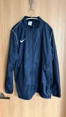 ナイキ ランニング ウィンドブレーカー