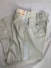 UNIQLO ユニクロ　ドライツータックパンツ　85×73