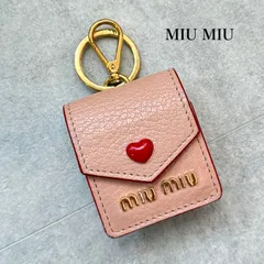 2026年最新】MIU MIU イヤホンの人気アイテム - メルカリ