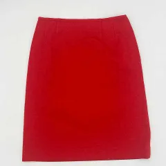 スエードタイト膝丈スカート　レッド　〇◇・◇〇