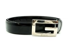 GUCCI Gバックル サイズ70/28 ブラック シルバー ベルト レディース