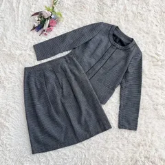 フォロワー限定お得なクーポン配布中！ 『TROISSIX』トロワシス　ジャケットスカートセットアップ　スーツ　長袖　ひざ丈　ノーカラー　ホック　ノーボタン　フレア　ツイード風　メランジ　裏地付　グレー(L)