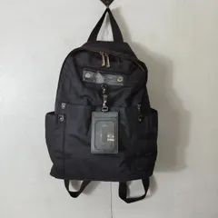 MARC JACOBS マークジェイコブス THE BACKPACK リュック バックパック デイパック PREPPY NYLON BACKPACK パスケース付き A4 収納 マルチポケット ブラック B444