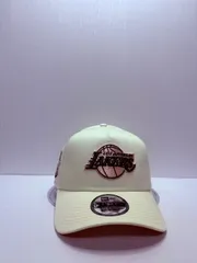Newera ロサンゼルスレイカーズ 17×チャンピオンズ 9forty A-FRAME スナップバックキャップ ホワイトカラー